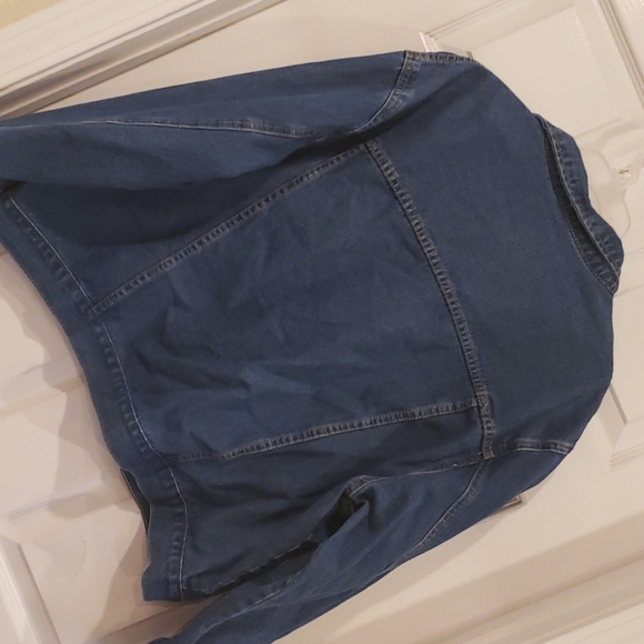 Jean jacket - Picture 3 of 3